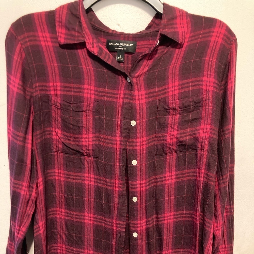 Banana republic boyfriend fit plaid button down blouse size small